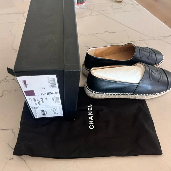 CHANEL Black Leather Espadrille Flats with Braided Jute Sole - Picture 5 of 8